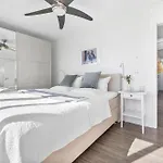 Triton: Meerblick, Sauna, Dachterrasse *