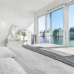 Triton: Meerblick, Sauna, Dachterrasse Olpenitz
