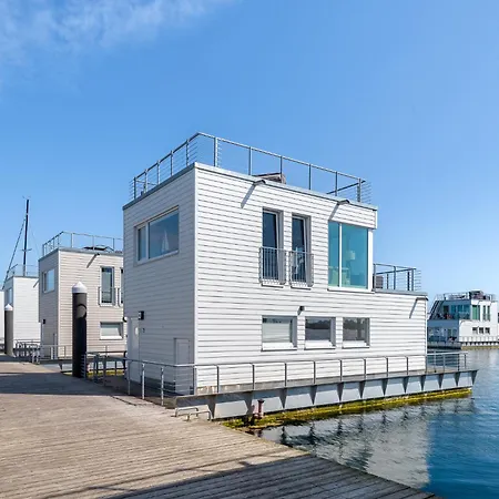 Triton: Meerblick, Sauna, Dachterrasse *