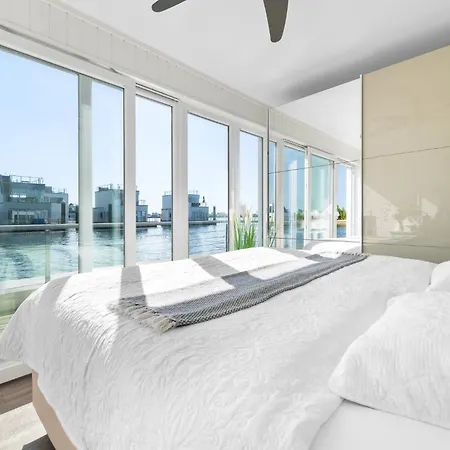 別荘 Triton: Meerblick, Sauna, Dachterrasse *