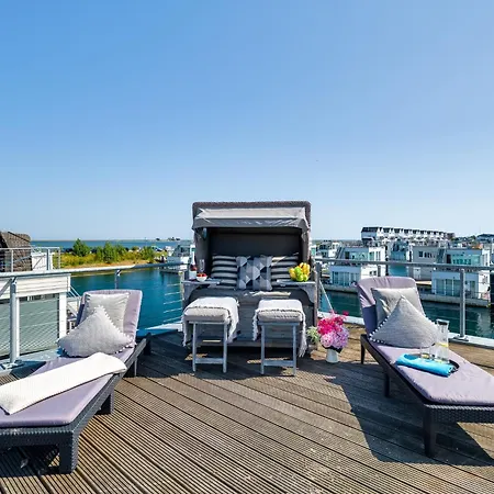 Triton: Meerblick, Sauna, Dachterrasse