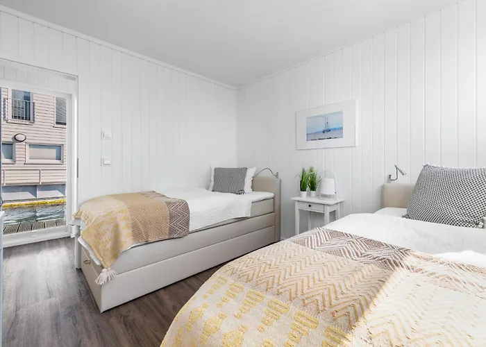 Triton: Meerblick, Sauna, Dachterrasse