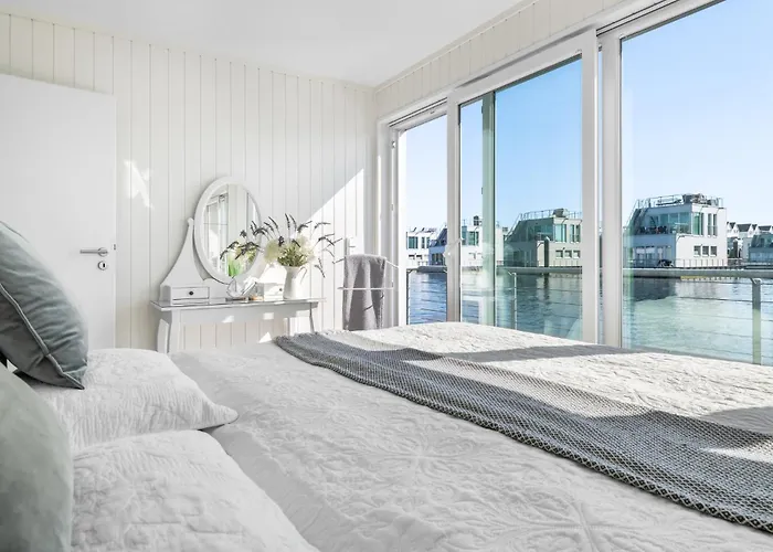 Triton: Meerblick, Sauna, Dachterrasse Olpenitz